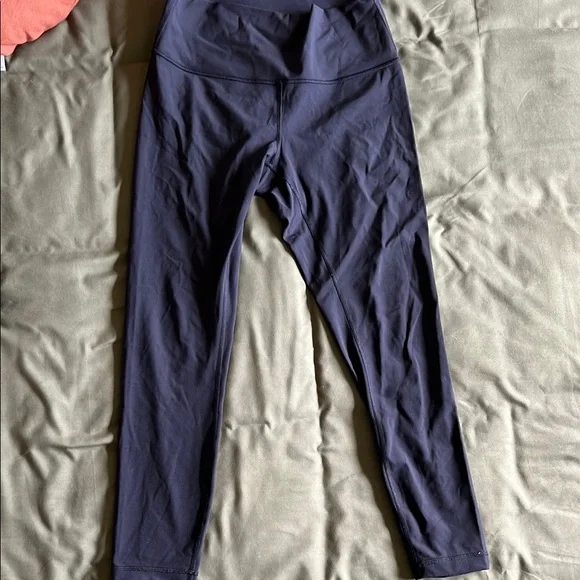 {LULULEMON} Align Leggings 8 - Picture 4 of 12